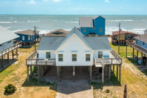 Filtered Ocean Views and Spectacular Surf Sounds!